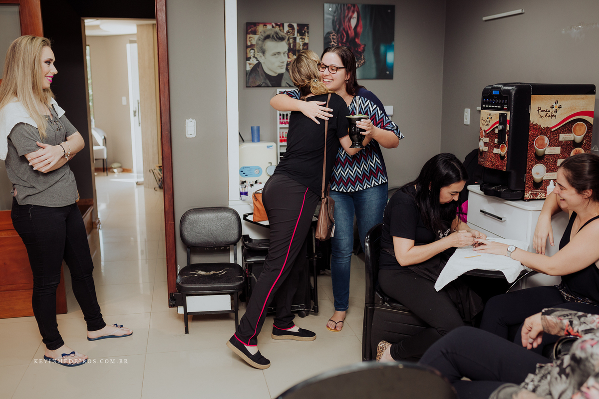 Casamento wedding Georgia e Rodrigo no Waldhof Festas & Eventos, celebrante Luis Schumacher cerimonia das cervejas, por Kevin Medeiros fotógrafo de Canoas, porto alegre e RS