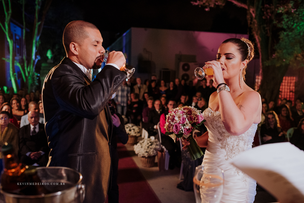 Casamento wedding Georgia e Rodrigo no Waldhof Festas & Eventos, celebrante Luis Schumacher cerimonia das cervejas, por Kevin Medeiros fotógrafo de Canoas, porto alegre e RS