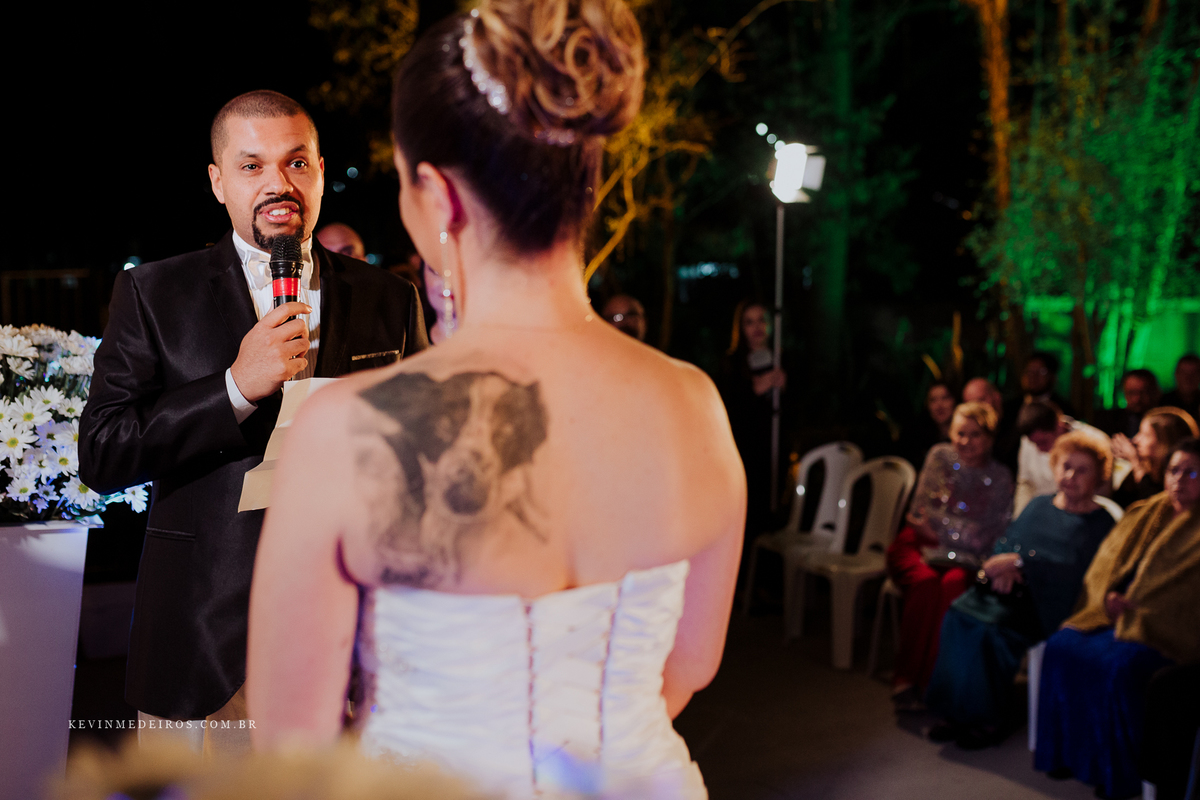 Casamento wedding Georgia e Rodrigo no Waldhof Festas & Eventos, celebrante Luis Schumacher cerimonia das cervejas, por Kevin Medeiros fotógrafo de Canoas, porto alegre e RS
