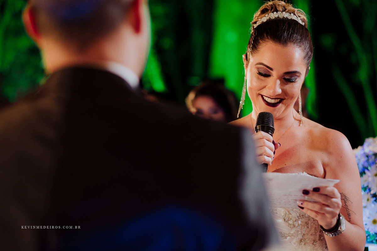 Casamento wedding Georgia e Rodrigo no Waldhof Festas & Eventos, celebrante Luis Schumacher cerimonia das cervejas, por Kevin Medeiros fotógrafo de Canoas, porto alegre e RS