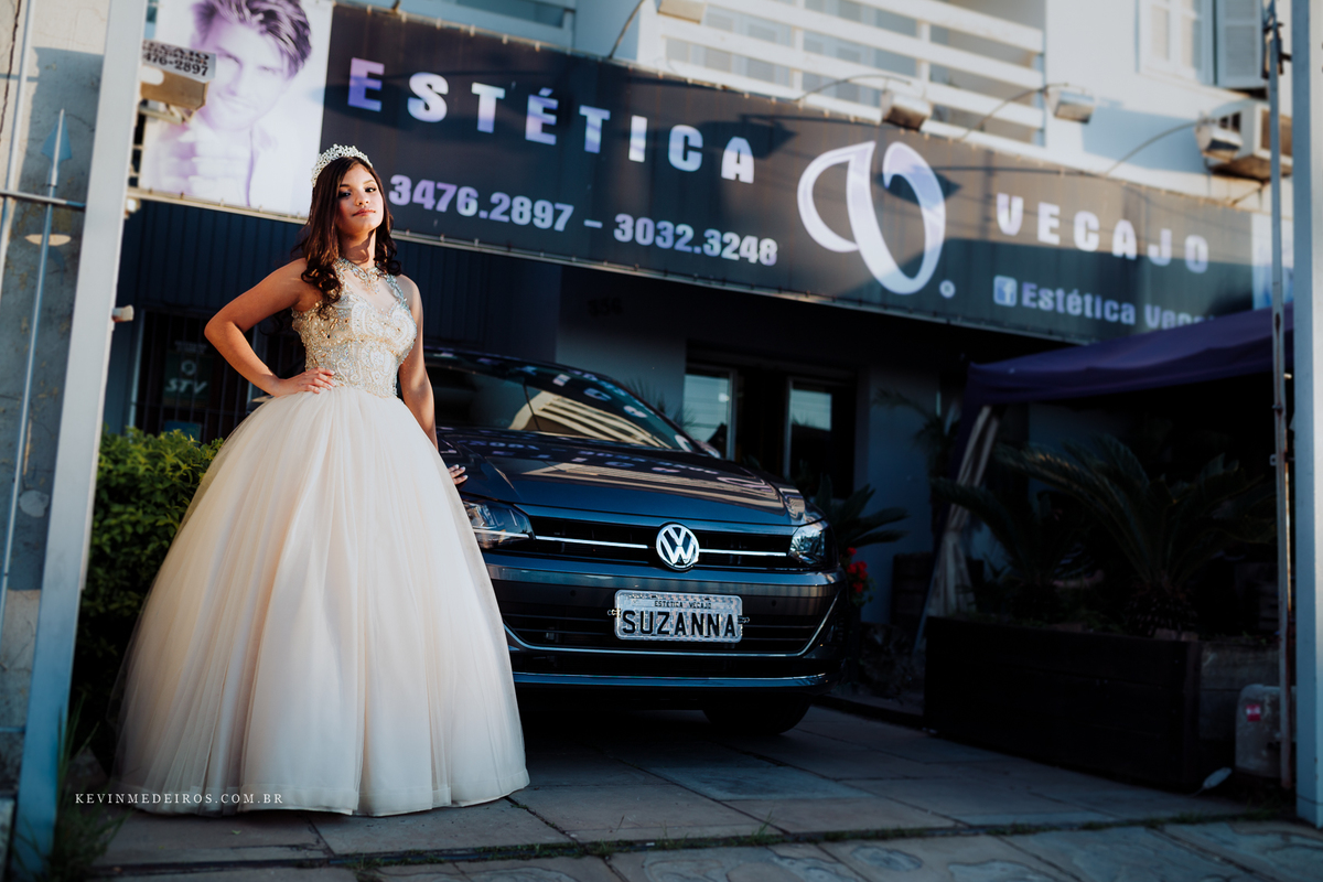 Festa de 15 anos debutante da Suzanna realizado na Estética Vecajo e Casa de festas Blue Moon por Kevin Medeiros fotógrafo de Canoas, Porto alegre e rs