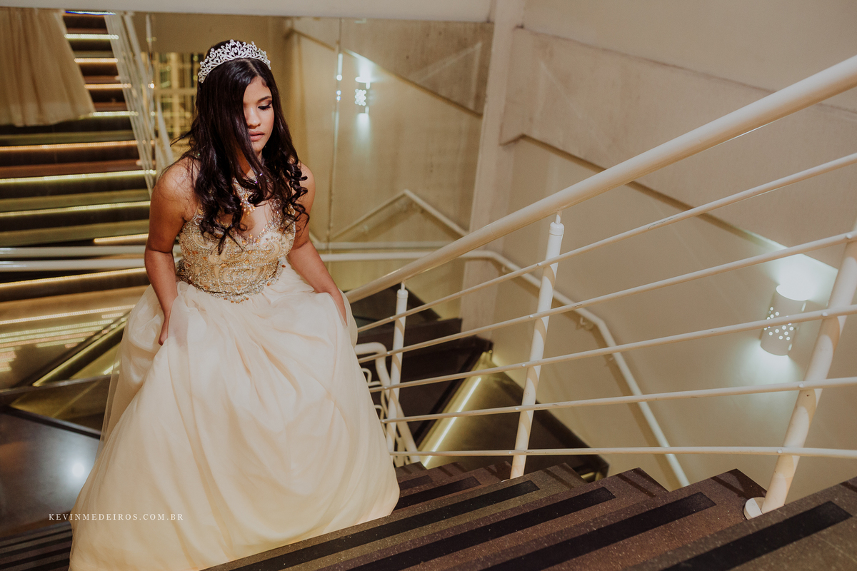 Festa de 15 anos debutante da Suzanna realizado na Estética Vecajo e Casa de festas Blue Moon por Kevin Medeiros fotógrafo de Canoas, Porto alegre e rs