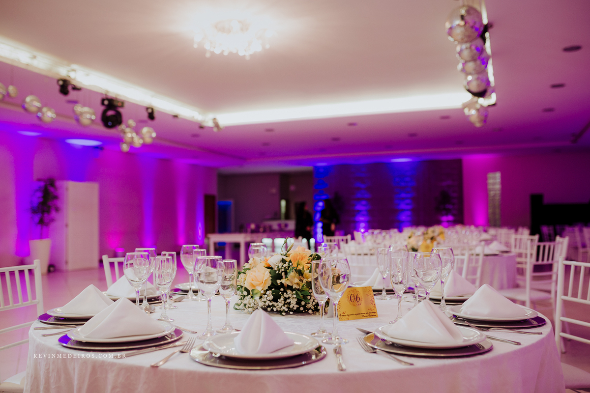 Festa de 15 anos debutante da Suzanna realizado na Estética Vecajo e Casa de festas Blue Moon por Kevin Medeiros fotógrafo de Canoas, Porto alegre e rs