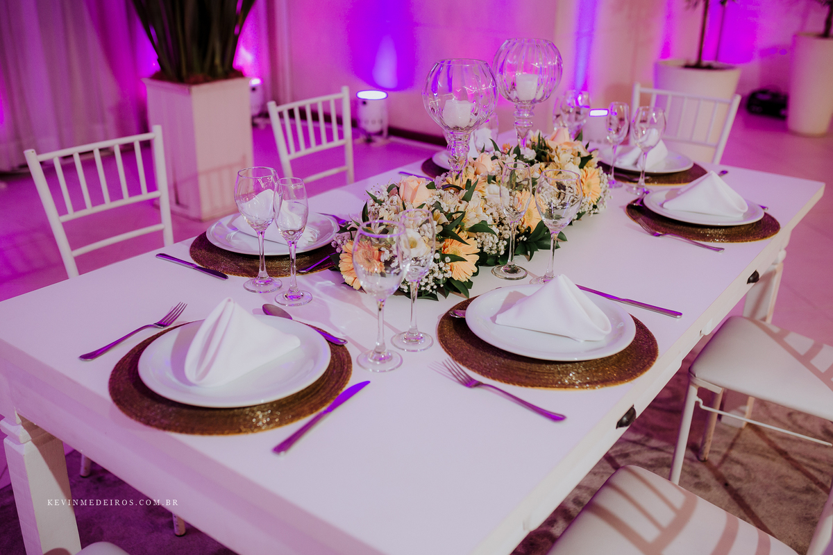 Festa de 15 anos debutante da Suzanna realizado na Estética Vecajo e Casa de festas Blue Moon por Kevin Medeiros fotógrafo de Canoas, Porto alegre e rs