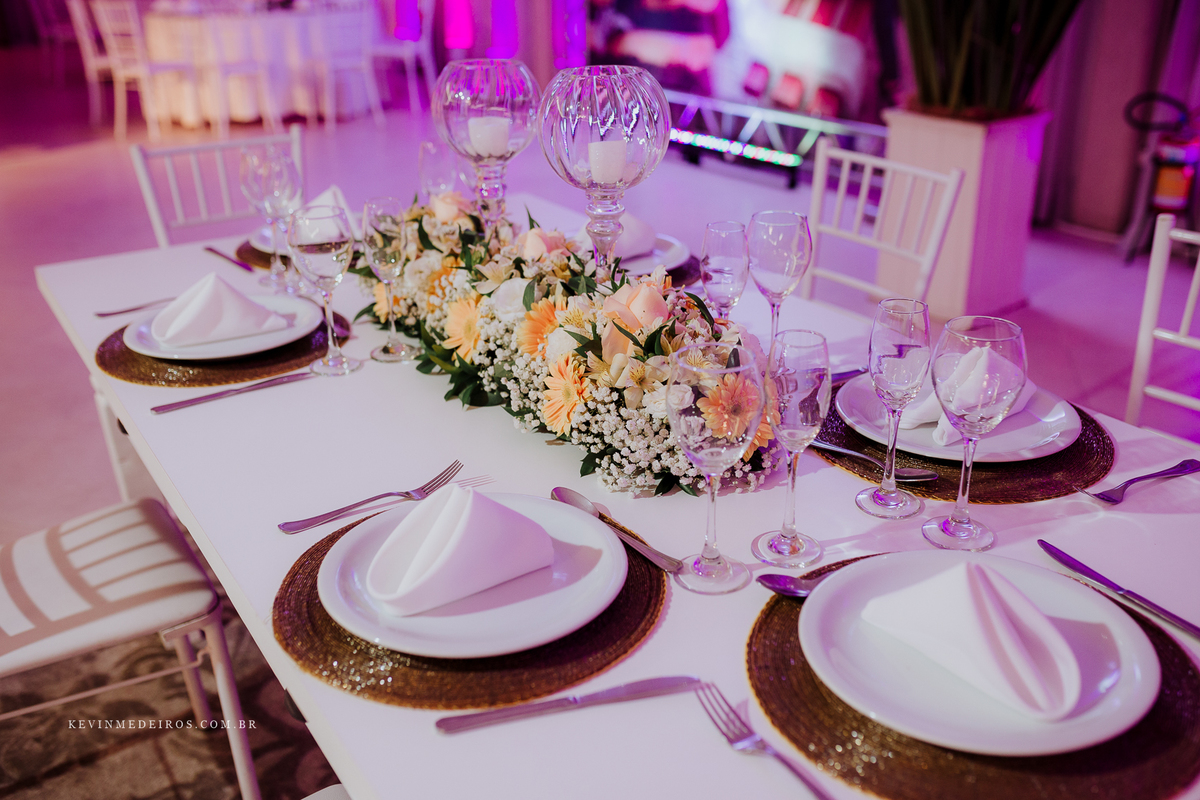 Festa de 15 anos debutante da Suzanna realizado na Estética Vecajo e Casa de festas Blue Moon por Kevin Medeiros fotógrafo de Canoas, Porto alegre e rs