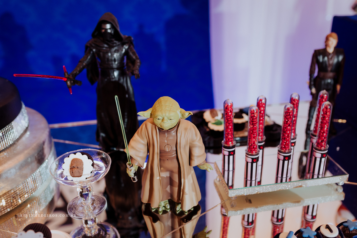 Festa infantil primeiro aninho do Henrique com o tema Star Wars, realizado na casa de festas Richesky por Kevin Medeiros fotógrafo de Canoas RS