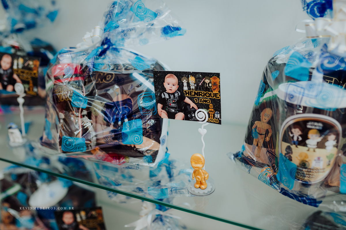 Festa infantil primeiro aninho do Henrique com o tema Star Wars, realizado na casa de festas Richesky por Kevin Medeiros fotógrafo de Canoas RS