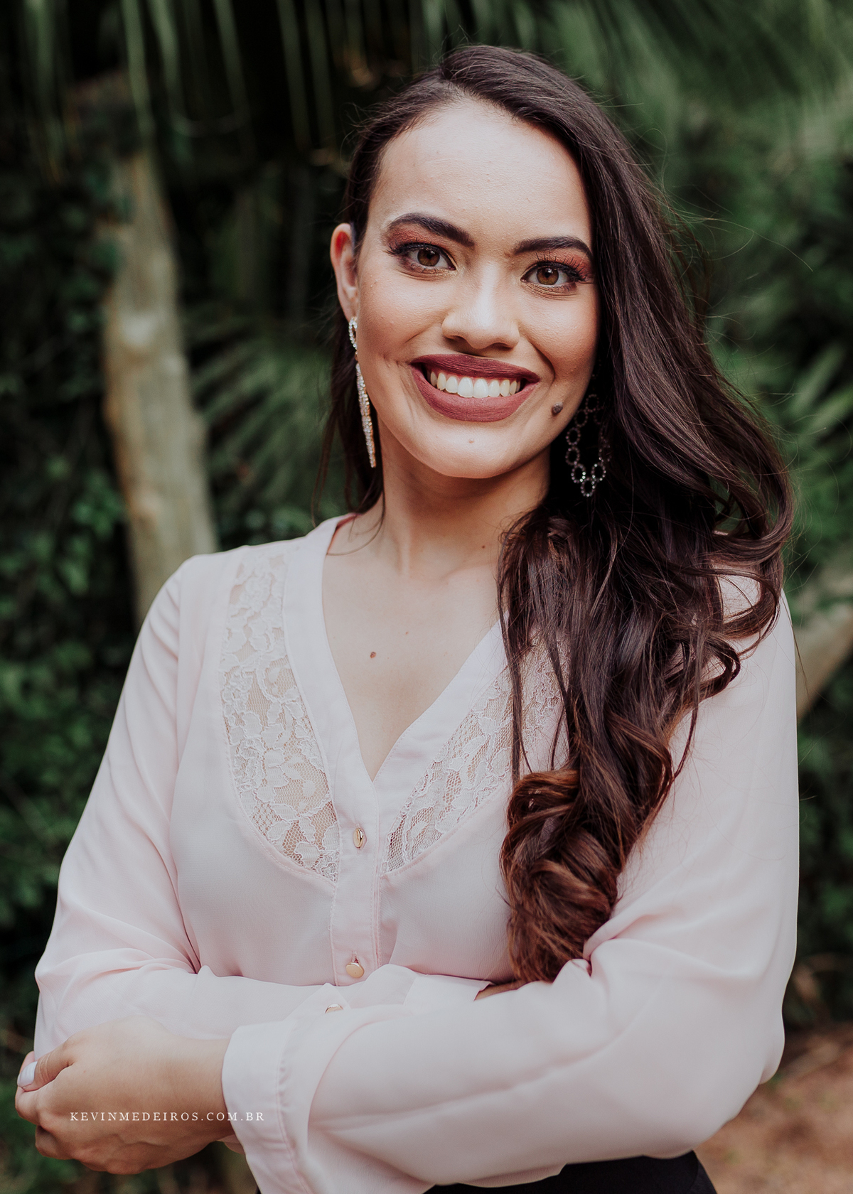 Ensaio pré formatura prova de toga Morgana, formanda em Direito Uniritter realizado na Casa dos Rosa por Kevin Medeiros fotógrafo em Canoas RS