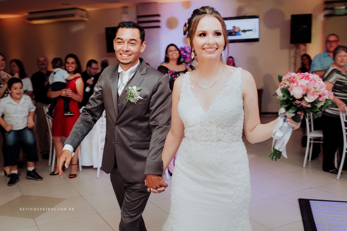 Casamento wedding Fran e Stanis Capela la salle Blue Moon Casa de Festas por Kevin Medeiros fotógrafo de Canoas, Porto Alegre e RS