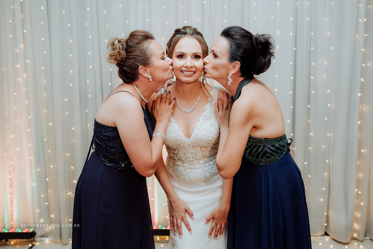 Casamento wedding Fran e Stanis Capela la salle Blue Moon Casa de Festas por Kevin Medeiros fotógrafo de Canoas, Porto Alegre e RS