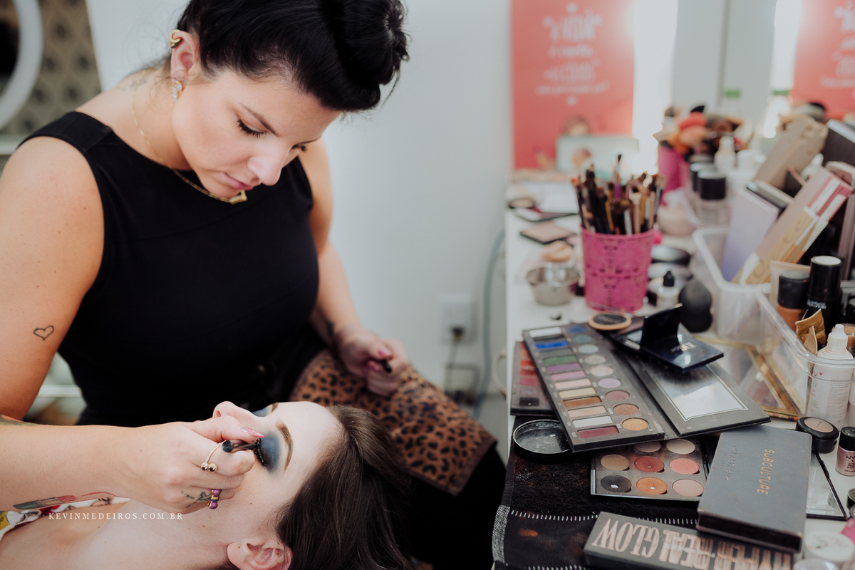 Making Of de Casamento da Fran e Stanis realizado no O Armazém centro estético por Kevin Medeiros fotógrafo fotografia Canoas RS