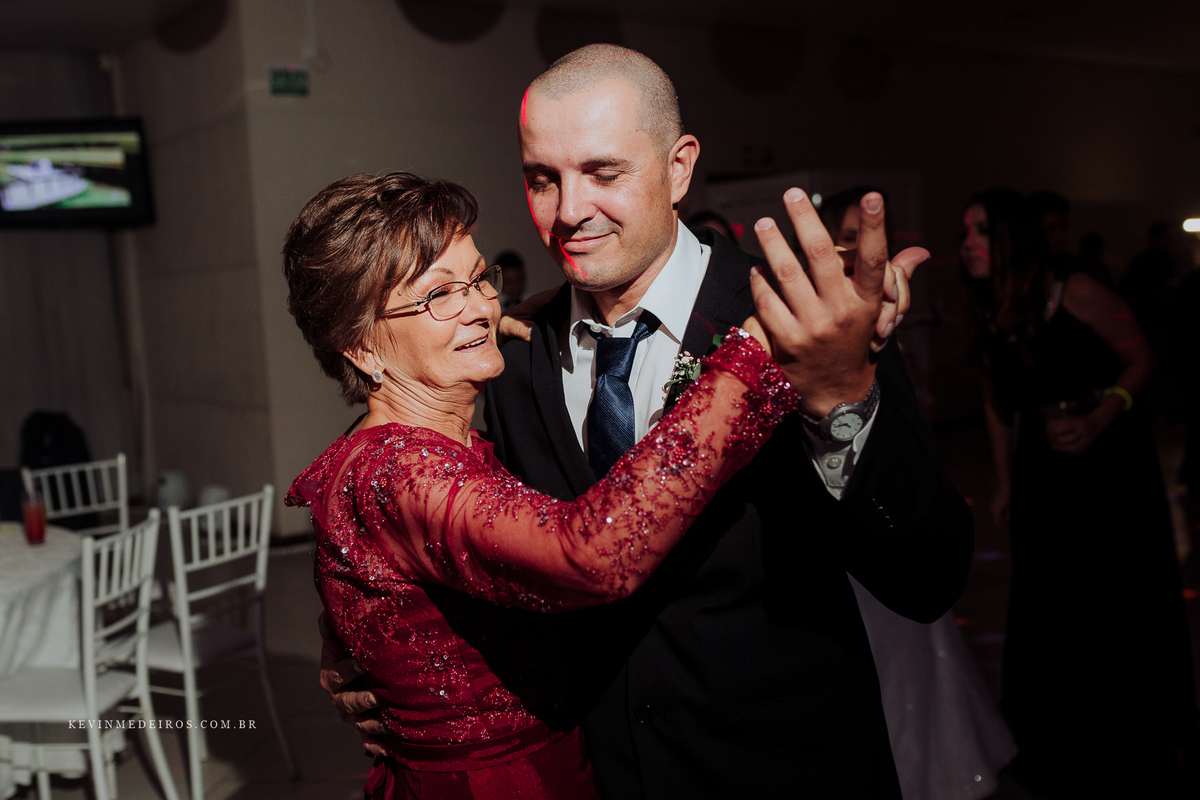 Casamento wedding Fran e Stanis Capela la salle Blue Moon Casa de Festas por Kevin Medeiros fotógrafo de Canoas, Porto Alegre e RS