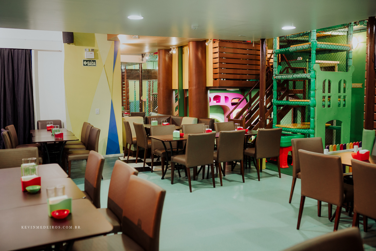 Festa infantil aniversário do Bernardo no Boom Mania no tema carros por Kevin Medeiros fotógrafo de porto alegre, canoas e RS