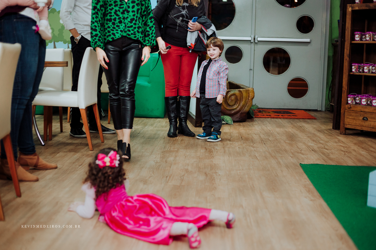 Aniversário festa infantil da Laura, 3 anos, na casa de festas Boom Mania em Porto Alegre, por Kevin Medeiros fotógrafo de Canoas RS