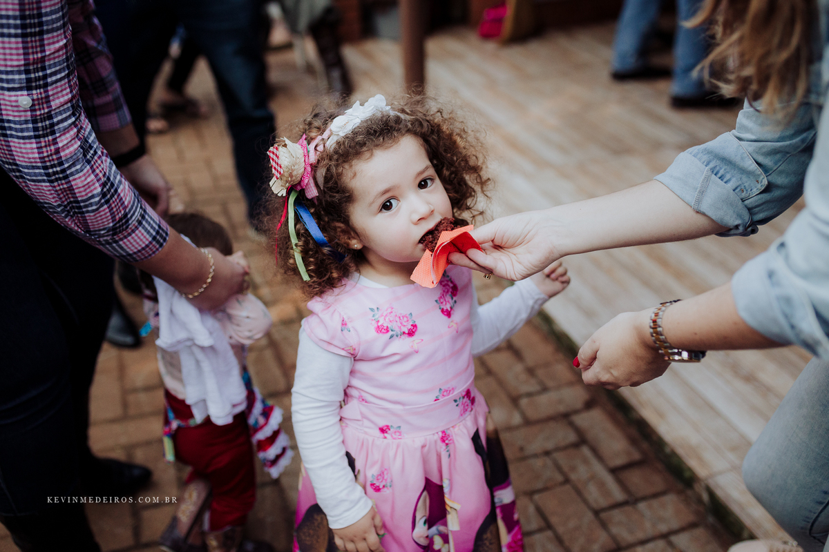 Arraiá chá de casa nova da fê e Dinho realizado em nova santa rita por Kevin Medeiros, fotógrafo de Canoas, porto alegre e RS