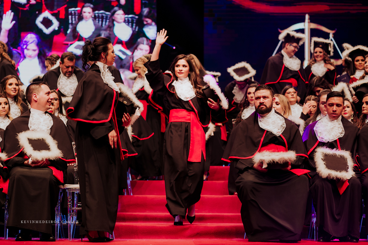 Formatura colação da Juliana Webster, formanda em Direito pela Unisinos realizado na Fiergs e Evolução Gastronômica por Kevin Medeiros fotógrafo de Canoas, porto alegre e RS
