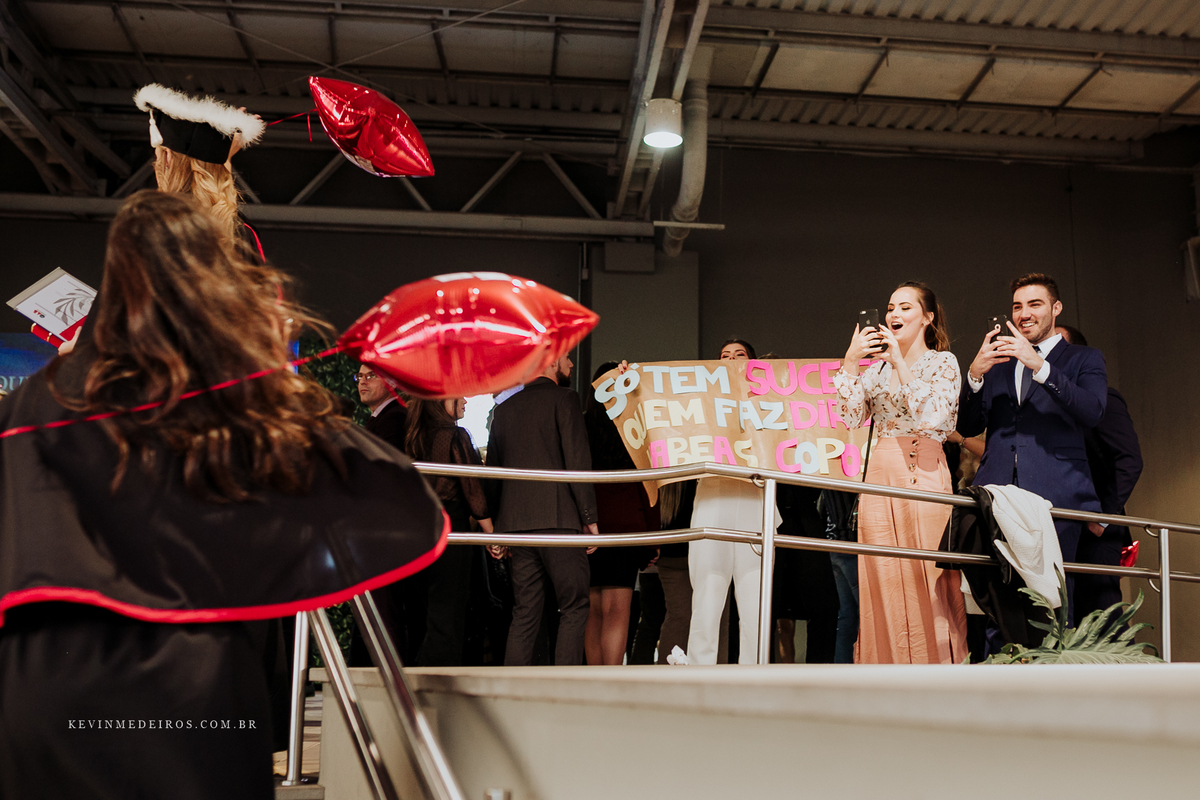 Formatura colação da Juliana Webster, formanda em Direito pela Unisinos realizado na Fiergs e Evolução Gastronômica por Kevin Medeiros fotógrafo de Canoas, porto alegre e RS