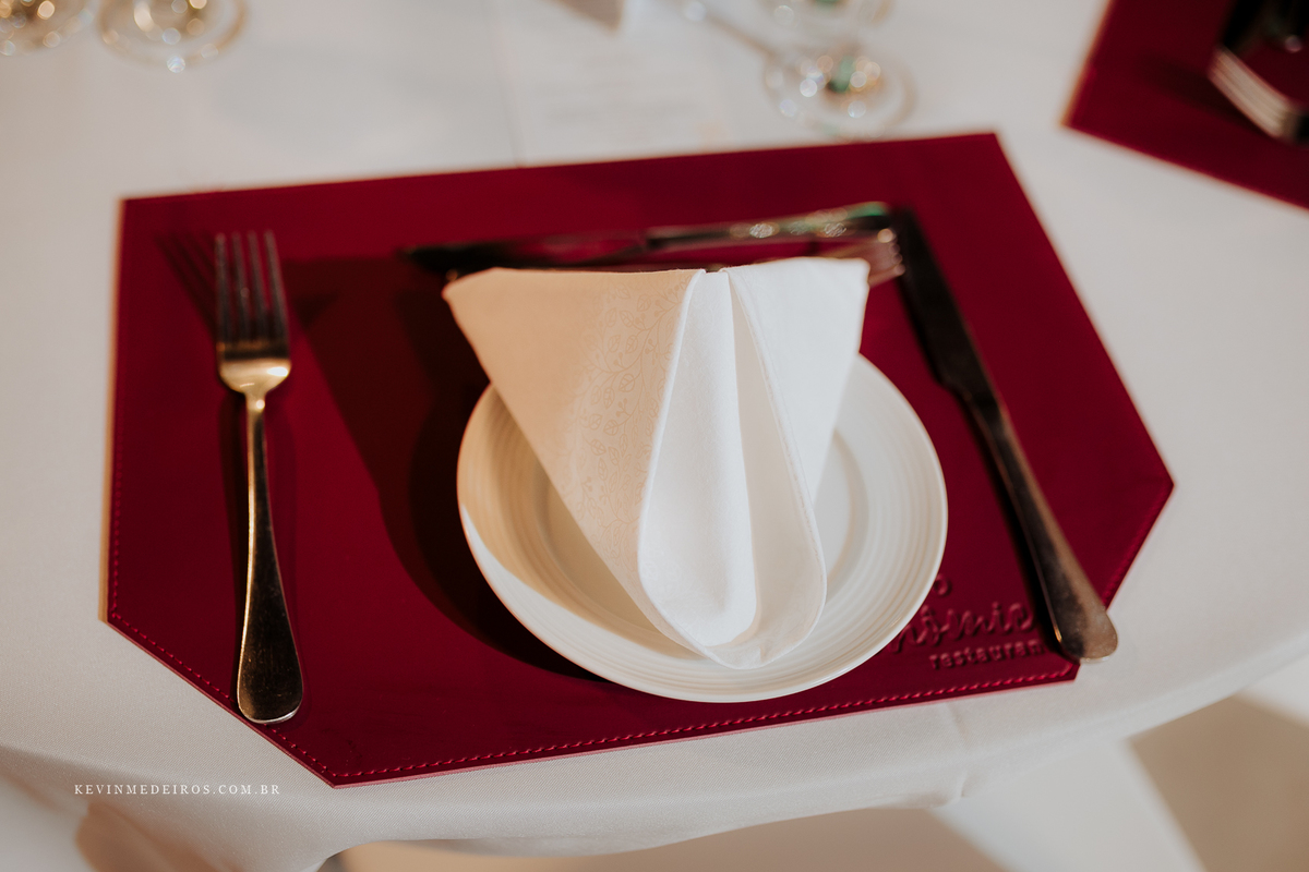 Formatura colação da Juliana Webster, formanda em Direito pela Unisinos realizado na Fiergs e Evolução Gastronômica por Kevin Medeiros fotógrafo de Canoas, porto alegre e RS