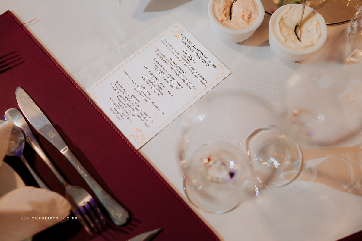 Formatura colação da Juliana Webster, formanda em Direito pela Unisinos realizado na Fiergs e Evolução Gastronômica por Kevin Medeiros fotógrafo de Canoas, porto alegre e RS