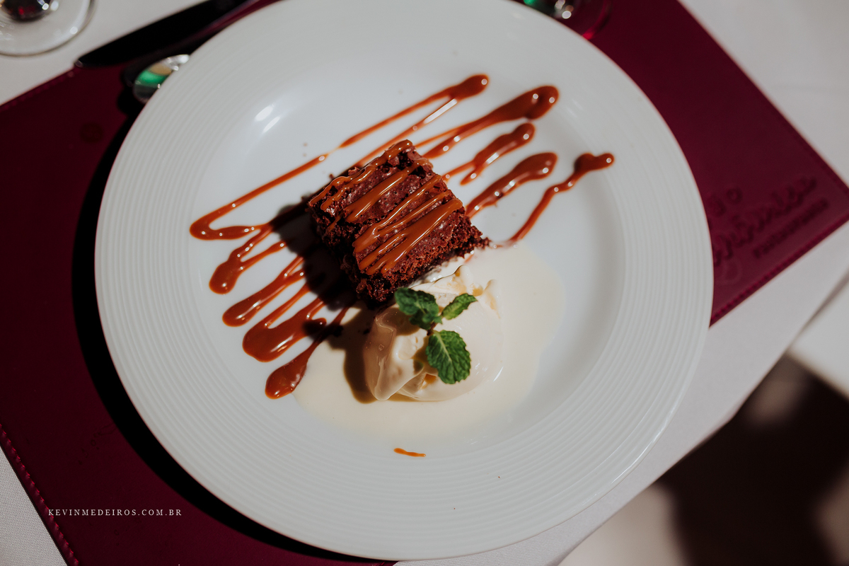 Formatura colação da Juliana Webster, formanda em Direito pela Unisinos realizado na Fiergs e Evolução Gastronômica por Kevin Medeiros fotógrafo de Canoas, porto alegre e RS