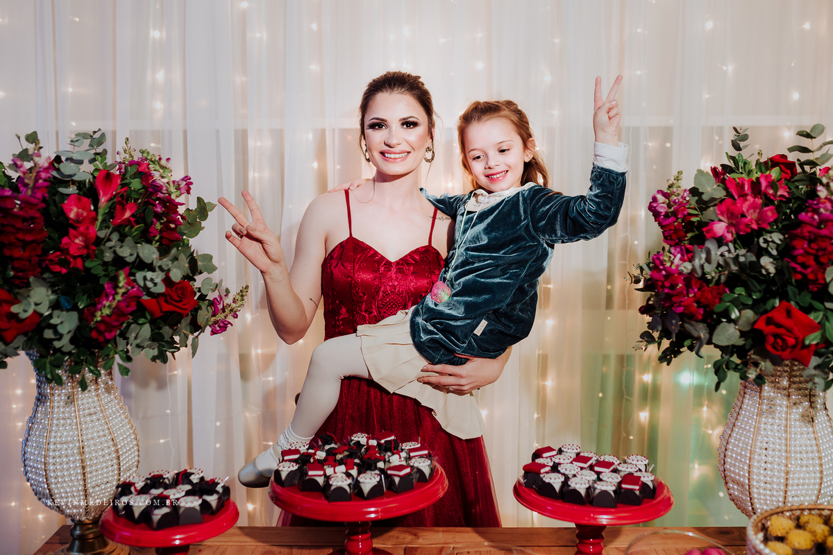 Formatura colação da Juliana Webster, formanda em Direito pela Unisinos realizado na Fiergs e Evolução Gastronômica por Kevin Medeiros fotógrafo de Canoas, porto alegre e RS