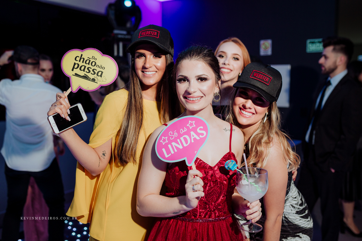 Formatura colação da Juliana Webster, formanda em Direito pela Unisinos realizado na Fiergs e Evolução Gastronômica por Kevin Medeiros fotógrafo de Canoas, porto alegre e RS