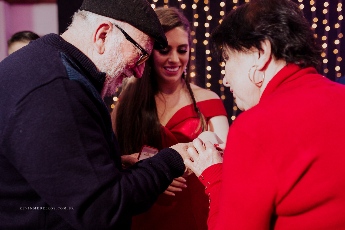 Recepção festa de formatura da Aline Andrade formanda em Direito Uniritter realizado no bloom eventos por Kevin Medeiros fotógrafo em Canoas RS