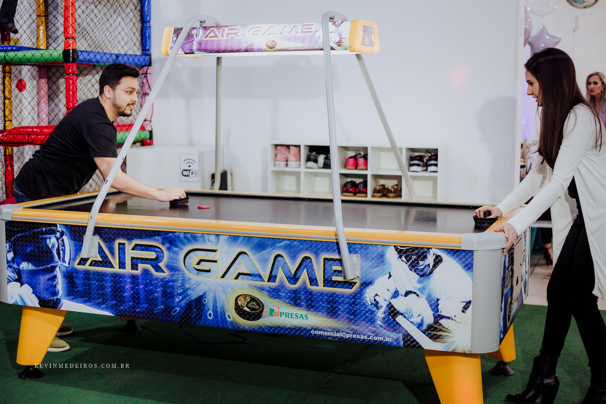 Festa infantil aniversário da Mariah 9 anos realizado no salão de festas Pura Folia decoração Sereia por Kevin Medeiros fotógrafo de Canoas rs