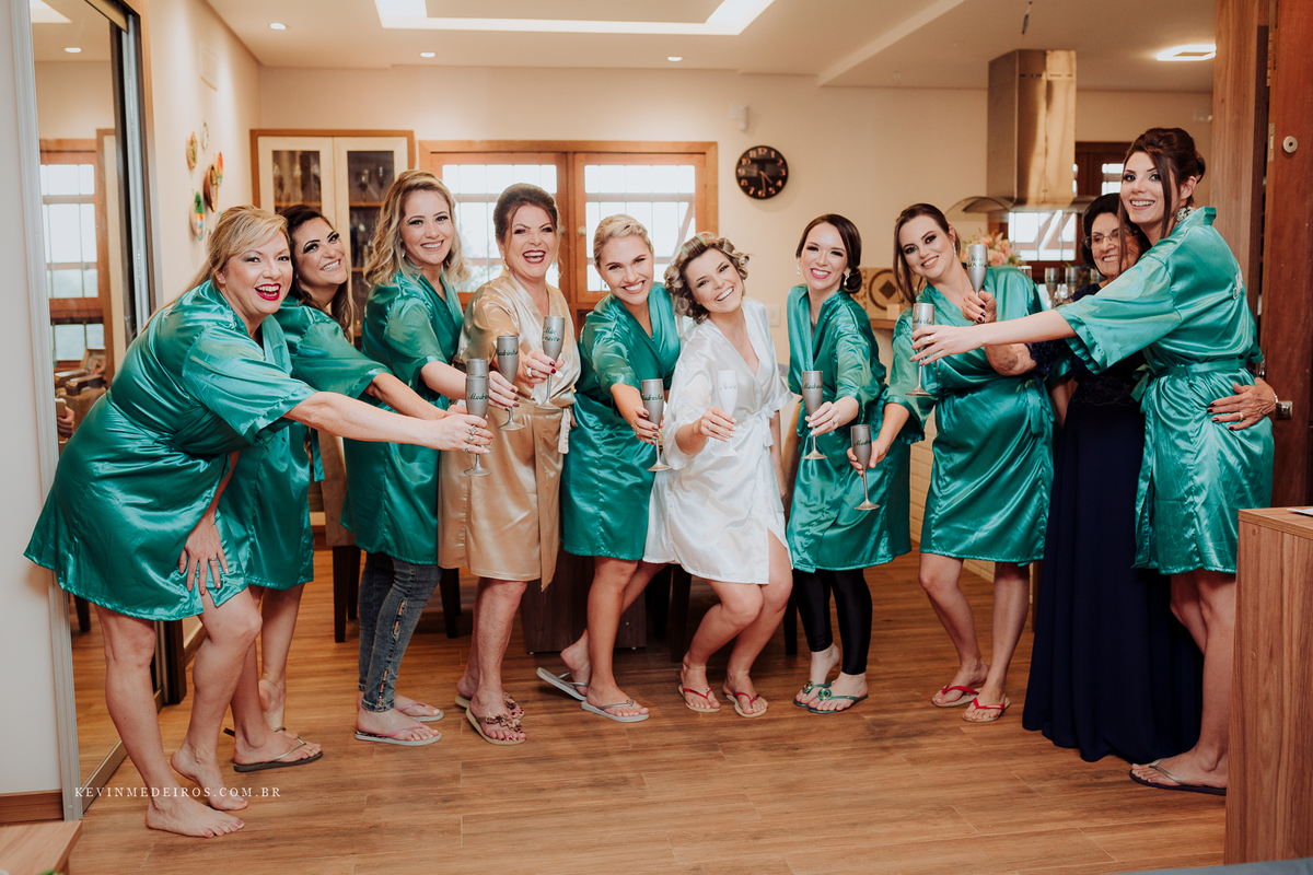 Casamento wedding ao ar livre Fe e Cláudio realizado no sitio girassol em nova santa rita por Kevin Medeiros Fotógrafo de Canoas RS