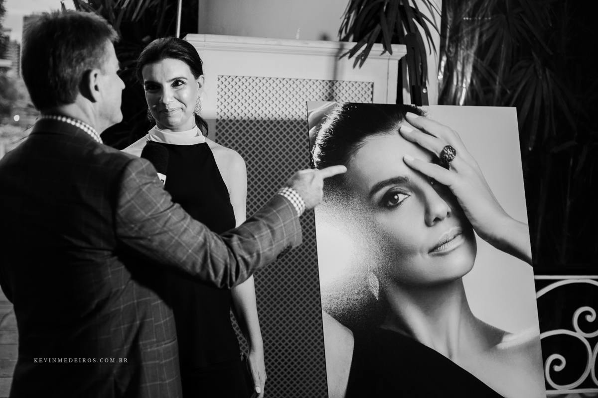 Vida e Pele Histórias de Transformação exposição fotográfica com regina lima, claudia fernandes furtado, simone di domenico, Solaine Piccoli por kevin medeiros fotógrafo de porto alegre, canoas e rs