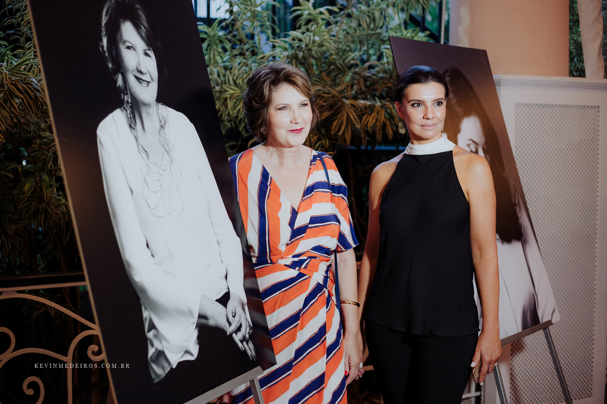 Vida e Pele Histórias de Transformação exposição fotográfica com regina lima, claudia fernandes furtado, simone di domenico, Solaine Piccoli por kevin medeiros fotógrafo de porto alegre, canoas e rs