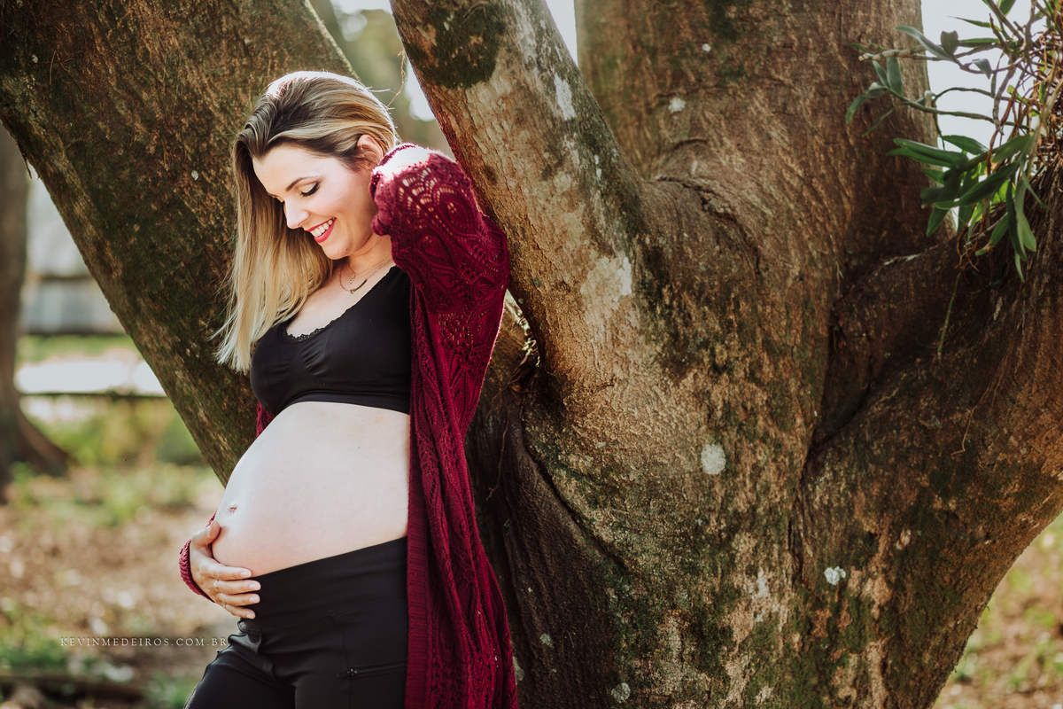 Ensaio gestante a espera de gael realizado na fazenda da familia em nova santa rita por kevin medeiros fotógrafo de canoas rs