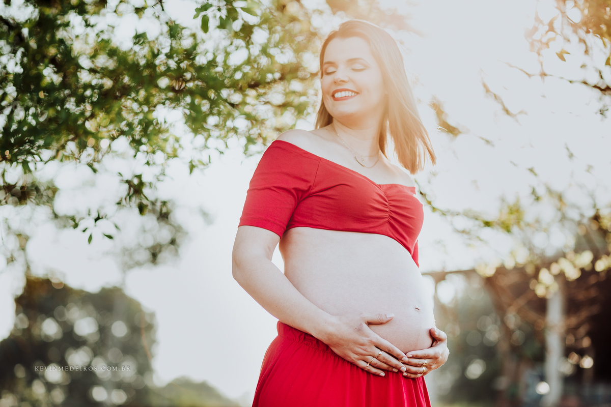 Ensaio gestante a espera de gael realizado na fazenda da familia em nova santa rita por kevin medeiros fotógrafo de canoas rs