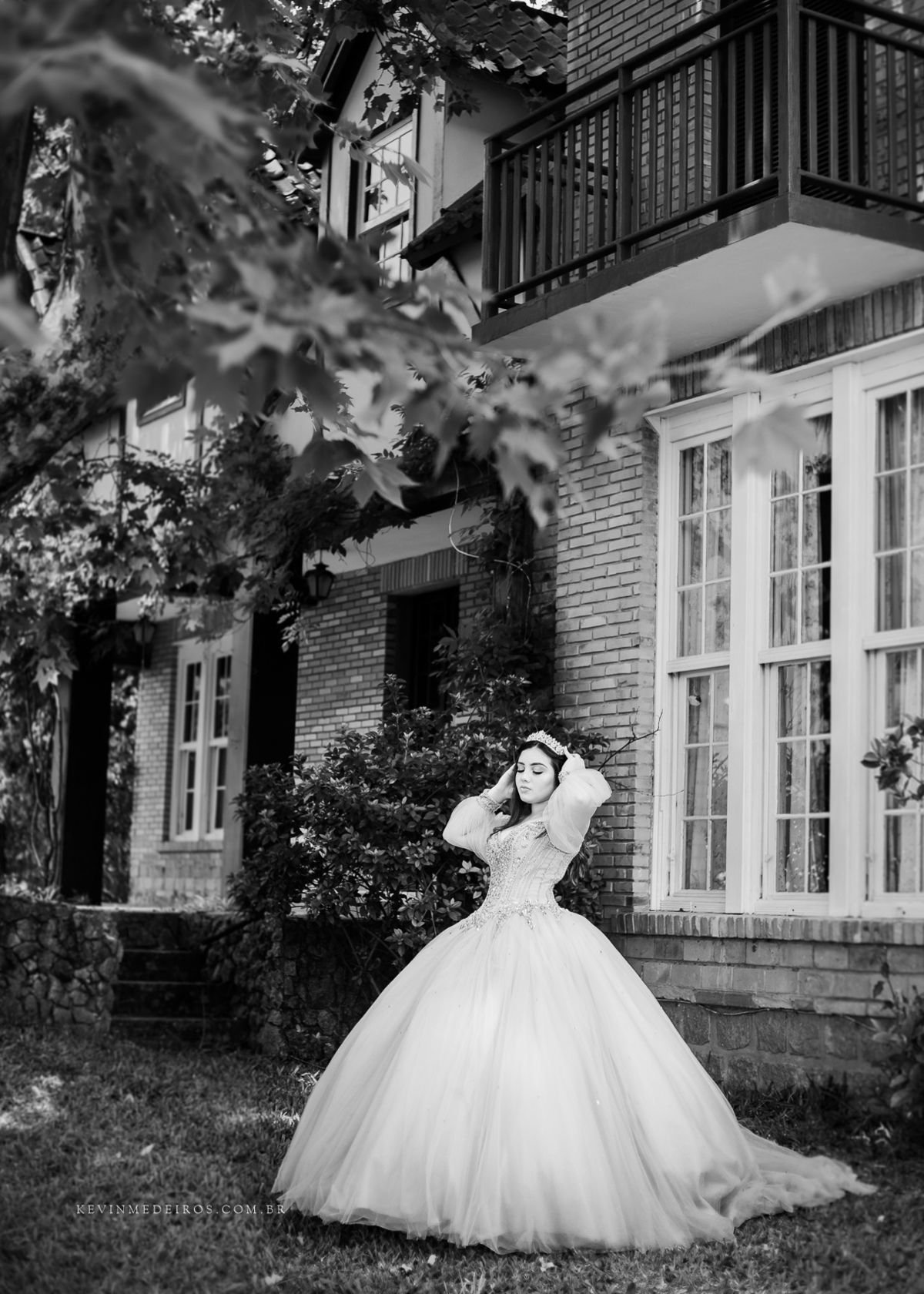 Ensaio debutante 15 anos da Aline Dias realizado na vinícola Laurentia em barra do ribeiro por Kevin Medeiros fotógrafo de porto alegre, canoas e RS