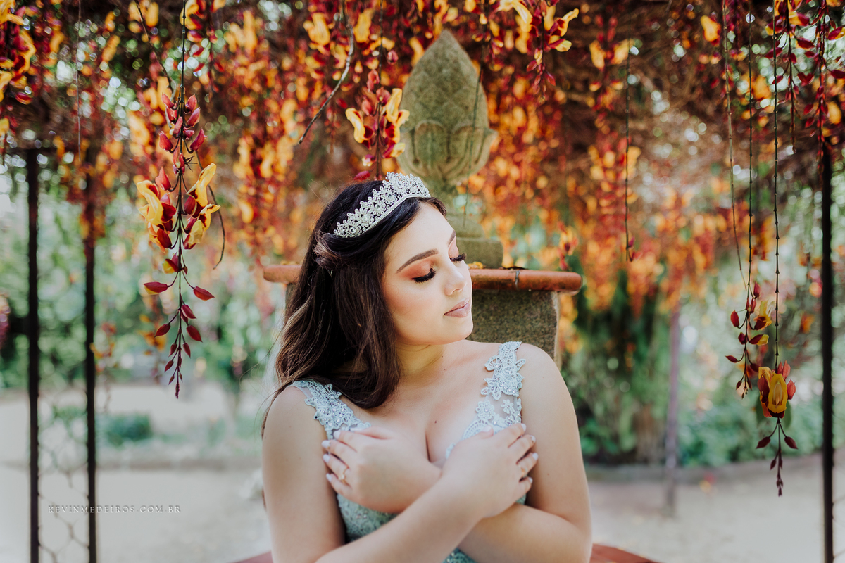 Ensaio debutante 15 anos da Aline Dias realizado na vinícola Laurentia em barra do ribeiro por Kevin Medeiros fotógrafo de porto alegre, canoas e RS