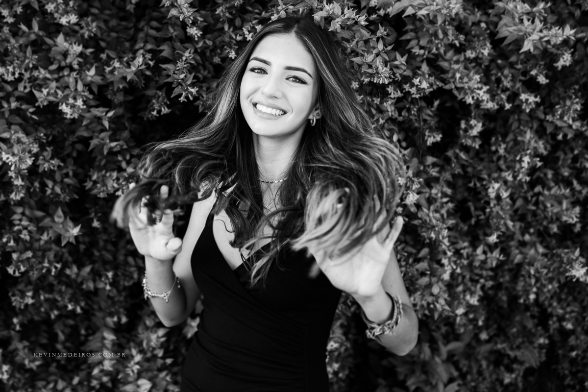 Ensaio externo debutante 15 anos da Maria Clara em Gramado serra gaúcha largo da borges rua coberta por Kevin Medeiros fotógrafo de Porto Alegre, canoas RS