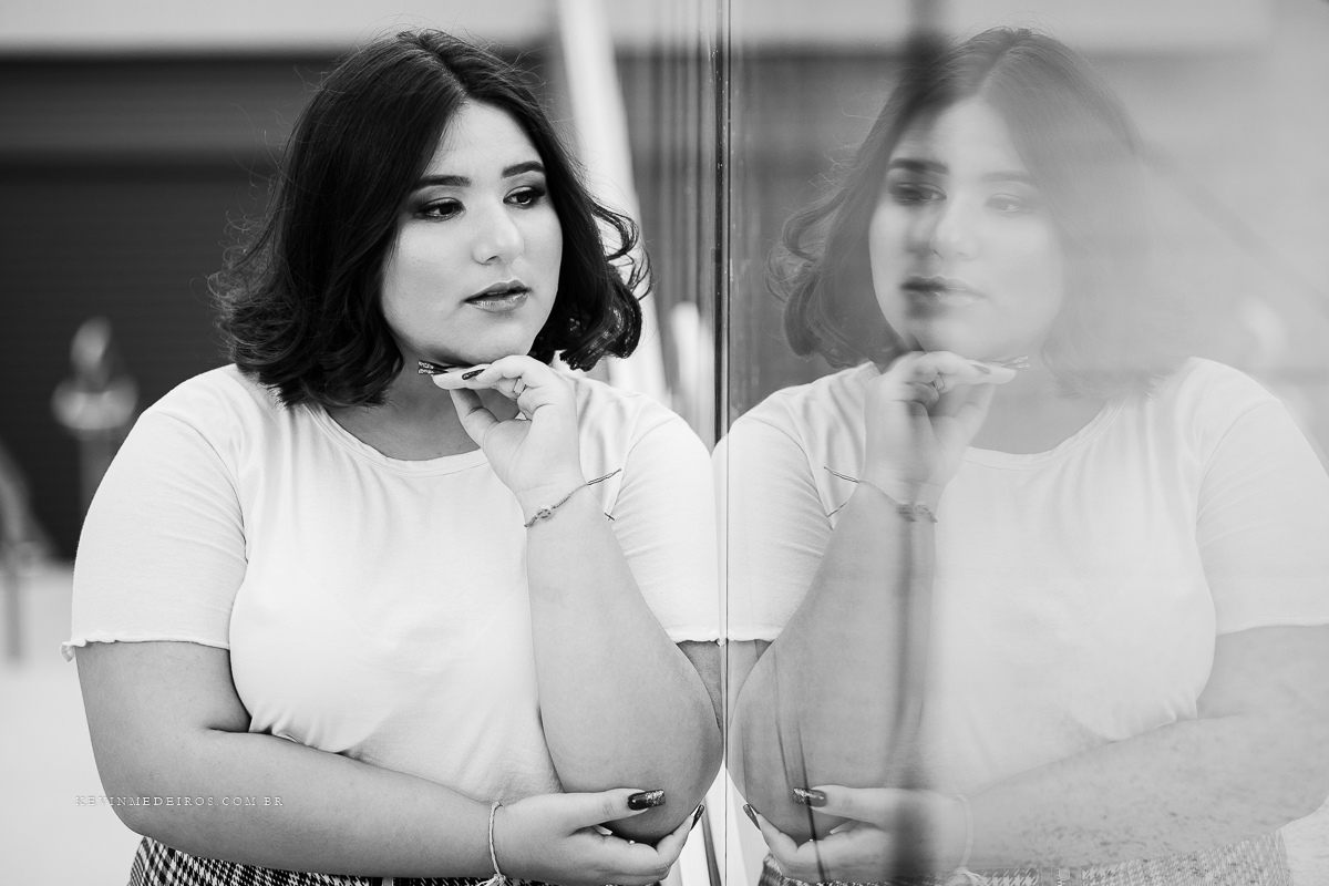 Ensaio debutante 15 anos da Gaby realizado na praça matriz e usina do gasômetro cidade por Kevin Medeiros fotógrafo de Canoas, porto alegre RS