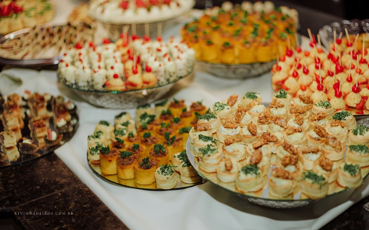 Decoração de recepção de formatura no Italian Grill em Direito PUCRS por Kevin Medeiros fotógrafo de Canoas, Porto Alegre e região RS