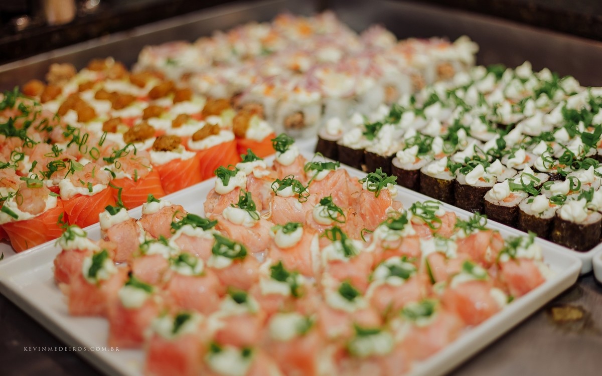 Decoração de recepção de formatura no Italian Grill em Direito PUCRS por Kevin Medeiros fotógrafo de Canoas, Porto Alegre e região RS