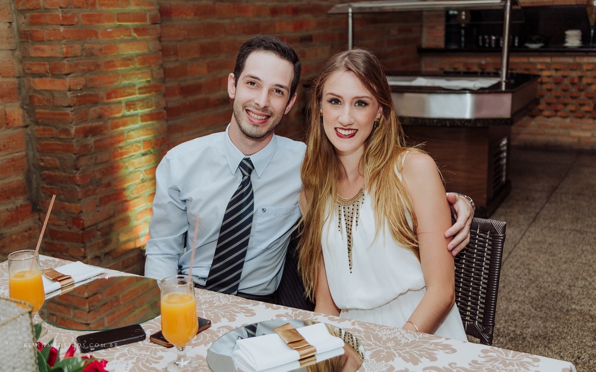 Recepção e festa de formatura da Clementina em Direito PUCRS no Italian Grill Porto Alegre por Kevin Medeiros fotógrafo de Canoas RS