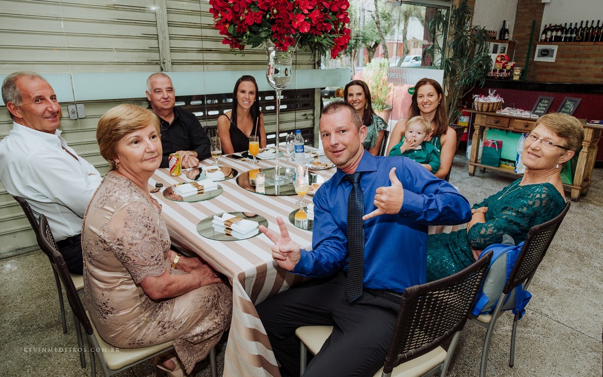 Recepção e festa de formatura da Clementina em Direito PUCRS no Italian Grill Porto Alegre por Kevin Medeiros fotógrafo de Canoas RS