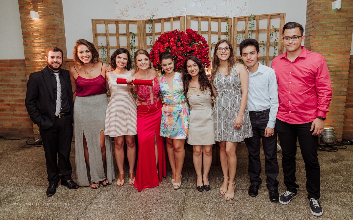 Recepção e festa de formatura da Clementina em Direito PUCRS no Italian Grill Porto Alegre por Kevin Medeiros fotógrafo de Canoas RS