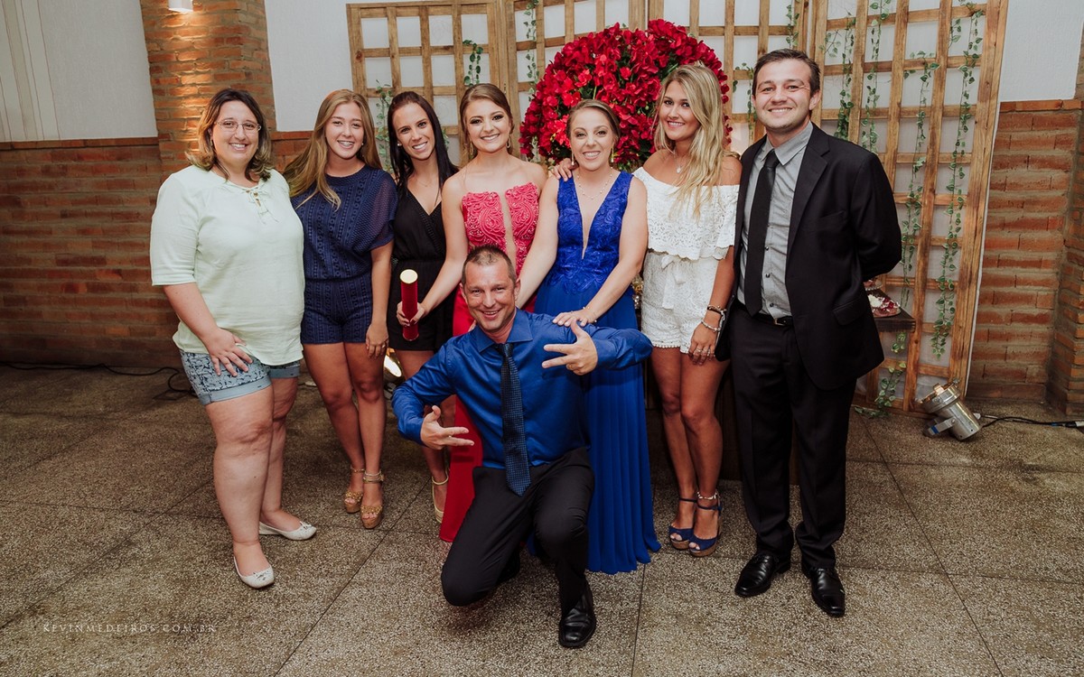 Recepção e festa de formatura da Clementina em Direito PUCRS no Italian Grill Porto Alegre por Kevin Medeiros fotógrafo de Canoas RS