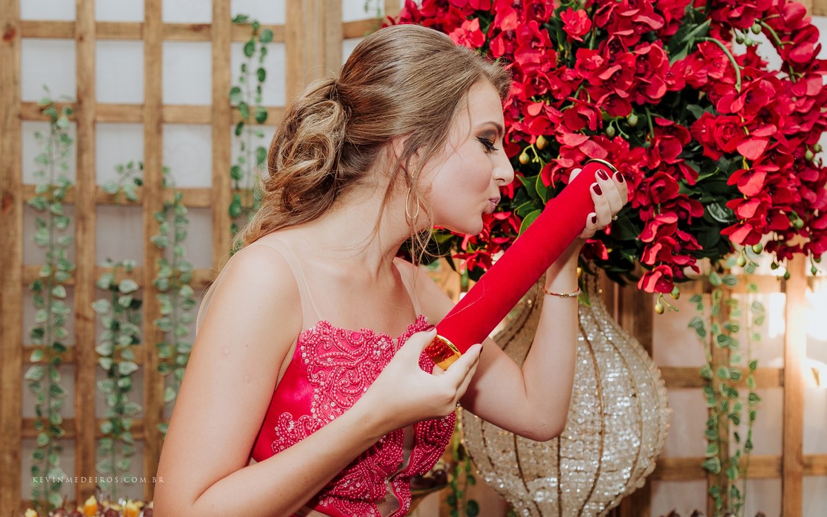 Recepção e festa de formatura da Clementina em Direito PUCRS no Italian Grill Porto Alegre por Kevin Medeiros fotógrafo de Canoas RS