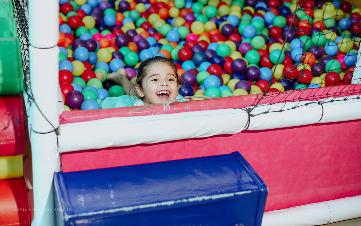 Festa infantil da Isabella 5 anos na casa de Festas Casa do Babinho 3 por Kevin Medeiros fotógrafo de Canoas, Porto Alegre e região RS