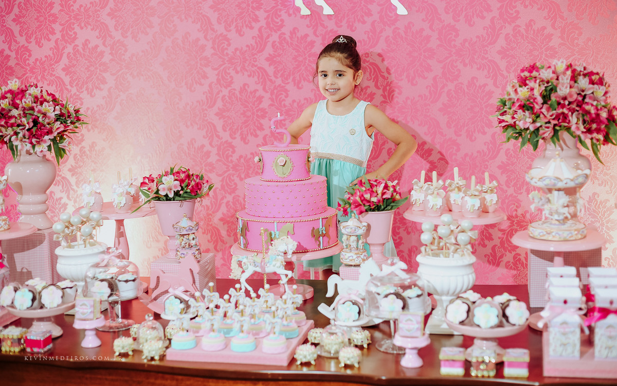 Festa infantil da Isabella 5 anos na casa de Festas Casa do Babinho 3 por Kevin Medeiros fotógrafo de Canoas, Porto Alegre e região RS