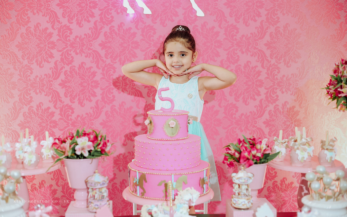 Festa infantil da Isabella 5 anos na casa de Festas Casa do Babinho 3 por Kevin Medeiros fotógrafo de Canoas, Porto Alegre e região RS