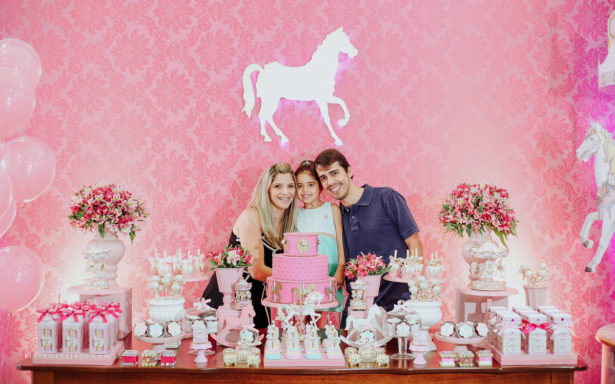 Festa infantil da Isabella 5 anos na casa de Festas Casa do Babinho 3 por Kevin Medeiros fotógrafo de Canoas, Porto Alegre e região RS