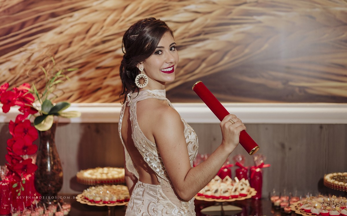 Recepção Festa de formatura da Karyme Hassan, formanda de Direito Uniritter no Restaurante Marquês Bier por Kevin Medeiros fotógrafo de Canoas, Porto Alegre e região rs