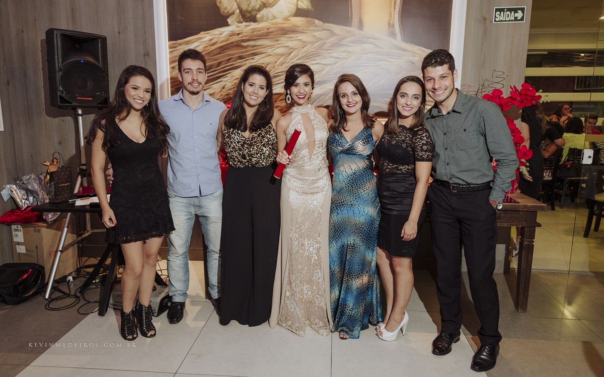 Recepção Festa de formatura da Karyme Hassan, formanda de Direito Uniritter no Restaurante Marquês Bier por Kevin Medeiros fotógrafo de Canoas, Porto Alegre e região rs